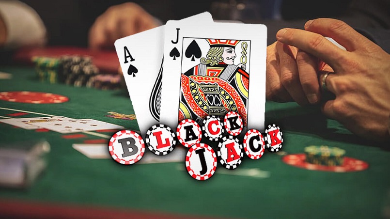 Người chơi Blackjack sẽ đối đầu trực tiếp với nhà cái